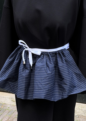 01/7 NOT A SKIRT