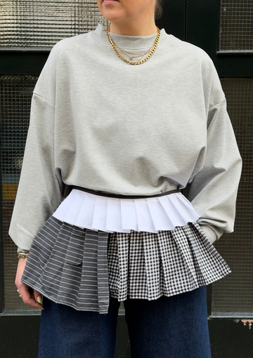 01/1 NOT A SKIRT