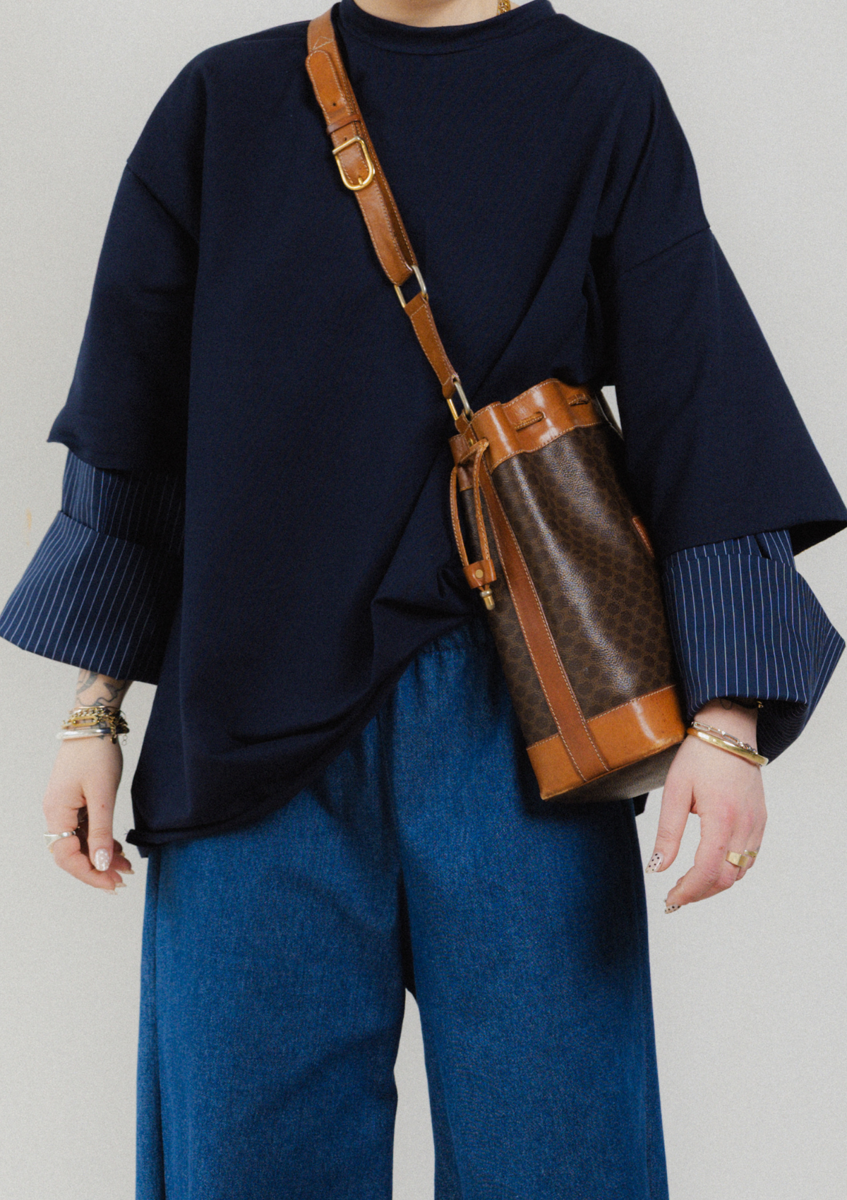 2 SLEEVE T