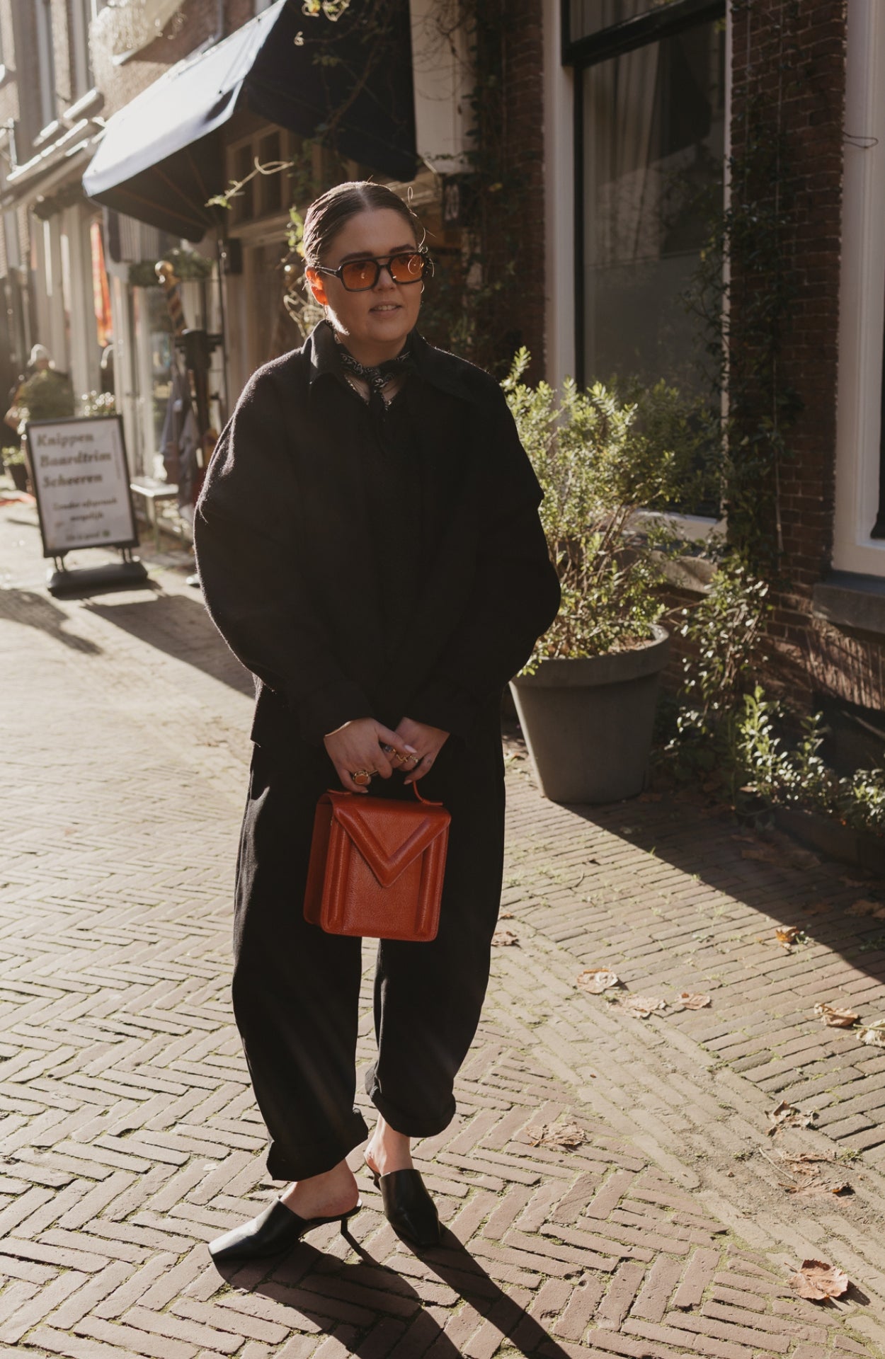 MIEKE DIERCKX | BOX BAG - GARNET