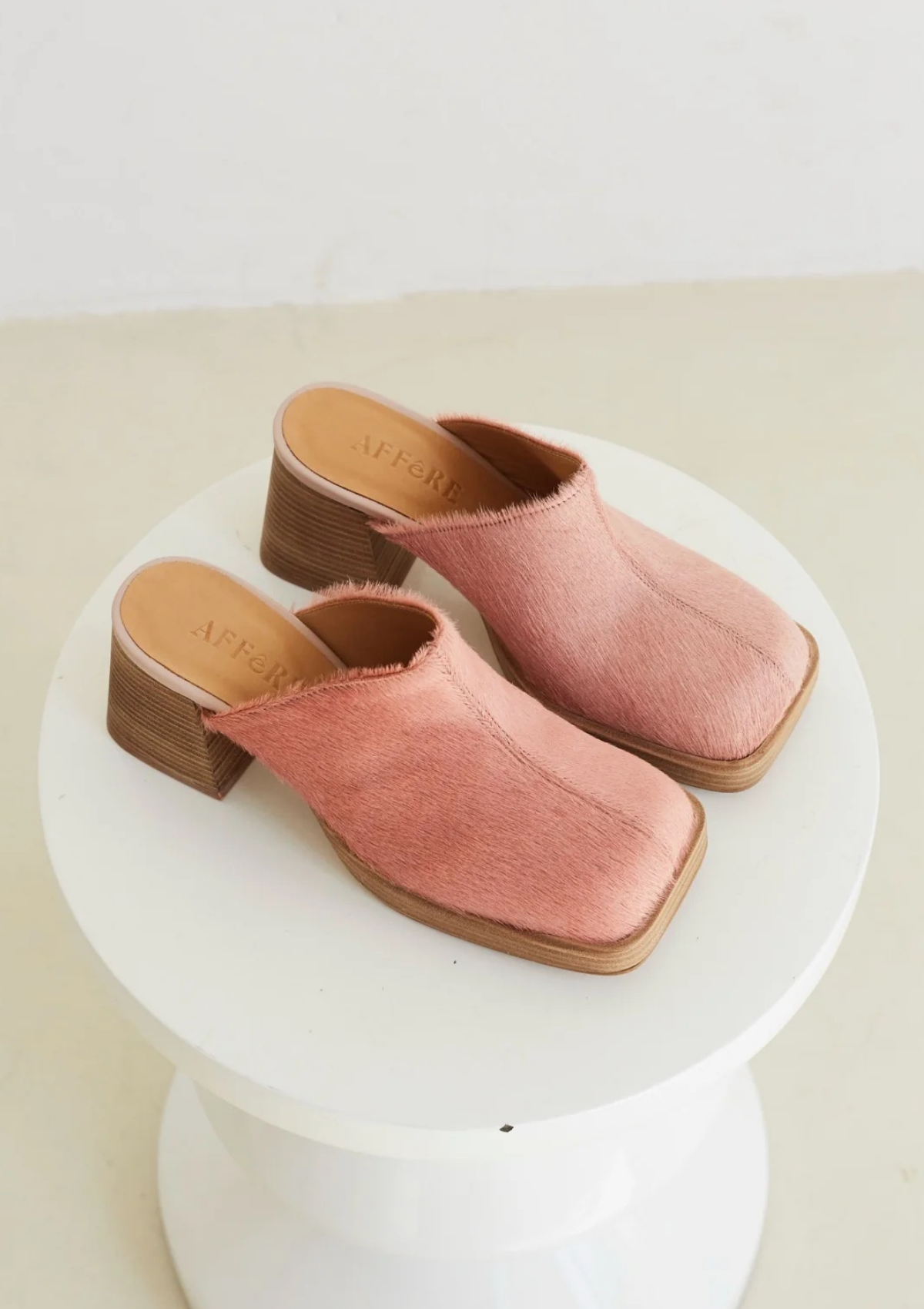AFFÊRE | CLEO CLOG - PONY PINK