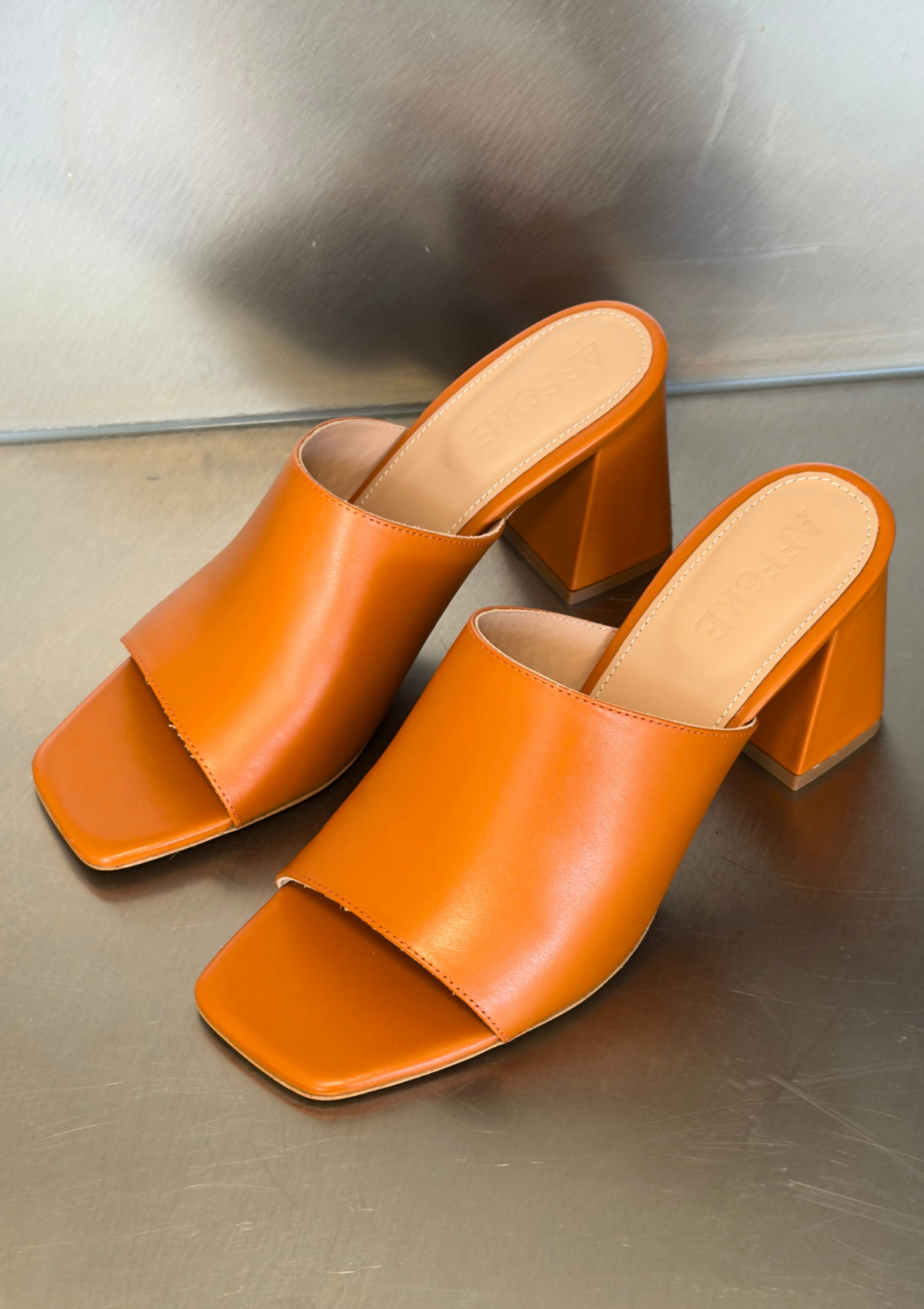 AFFÊRE | EVI MULE - RETRO ROEST