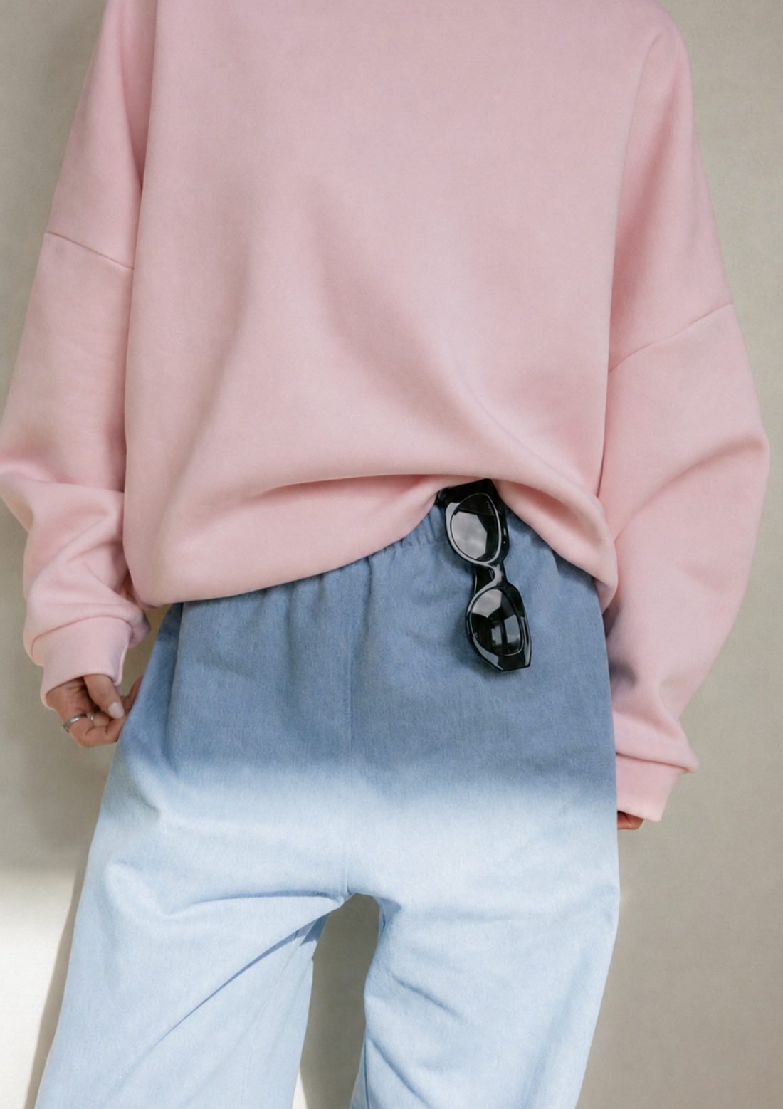 BASIC SWEATER