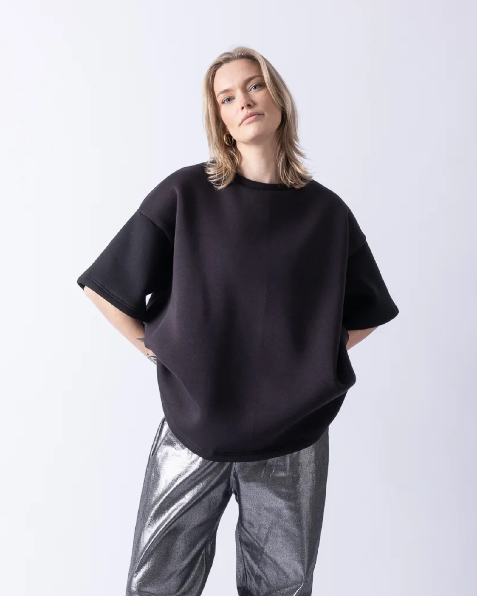 BASIC SWEATER SHORT SLEEVE