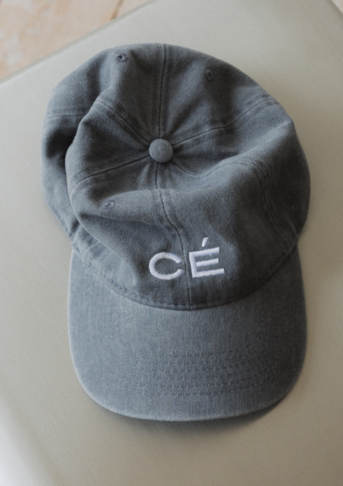 CÉ CAP