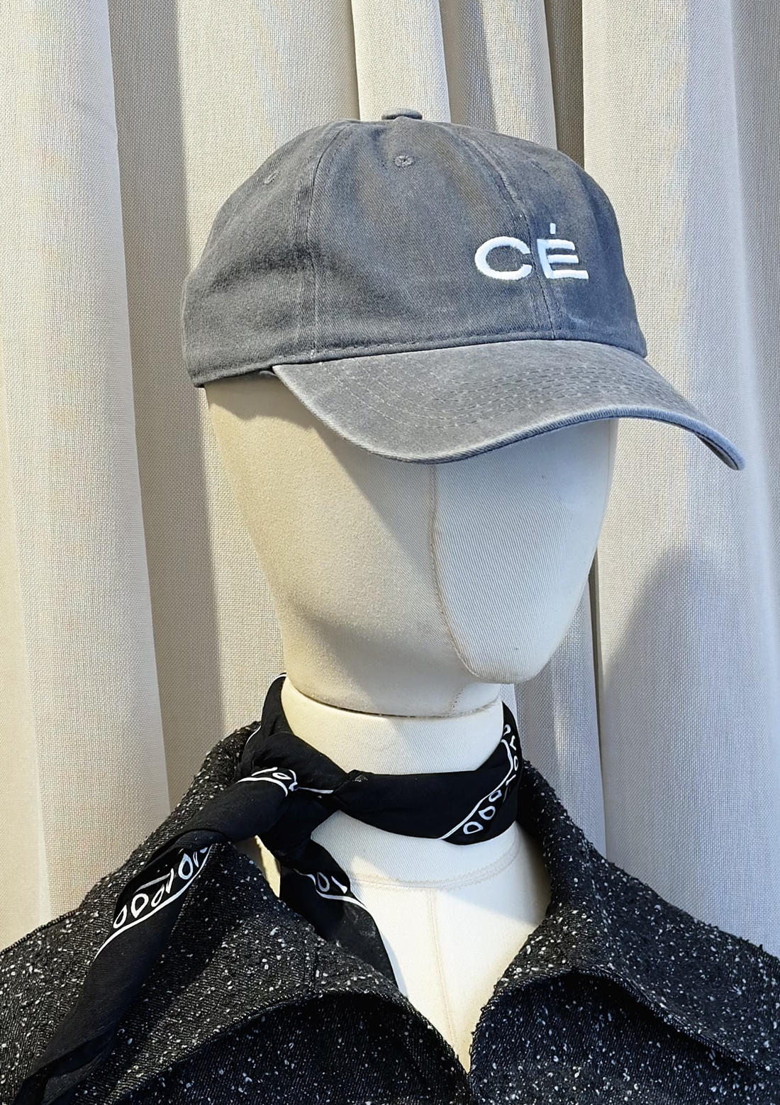 CÉ CAP