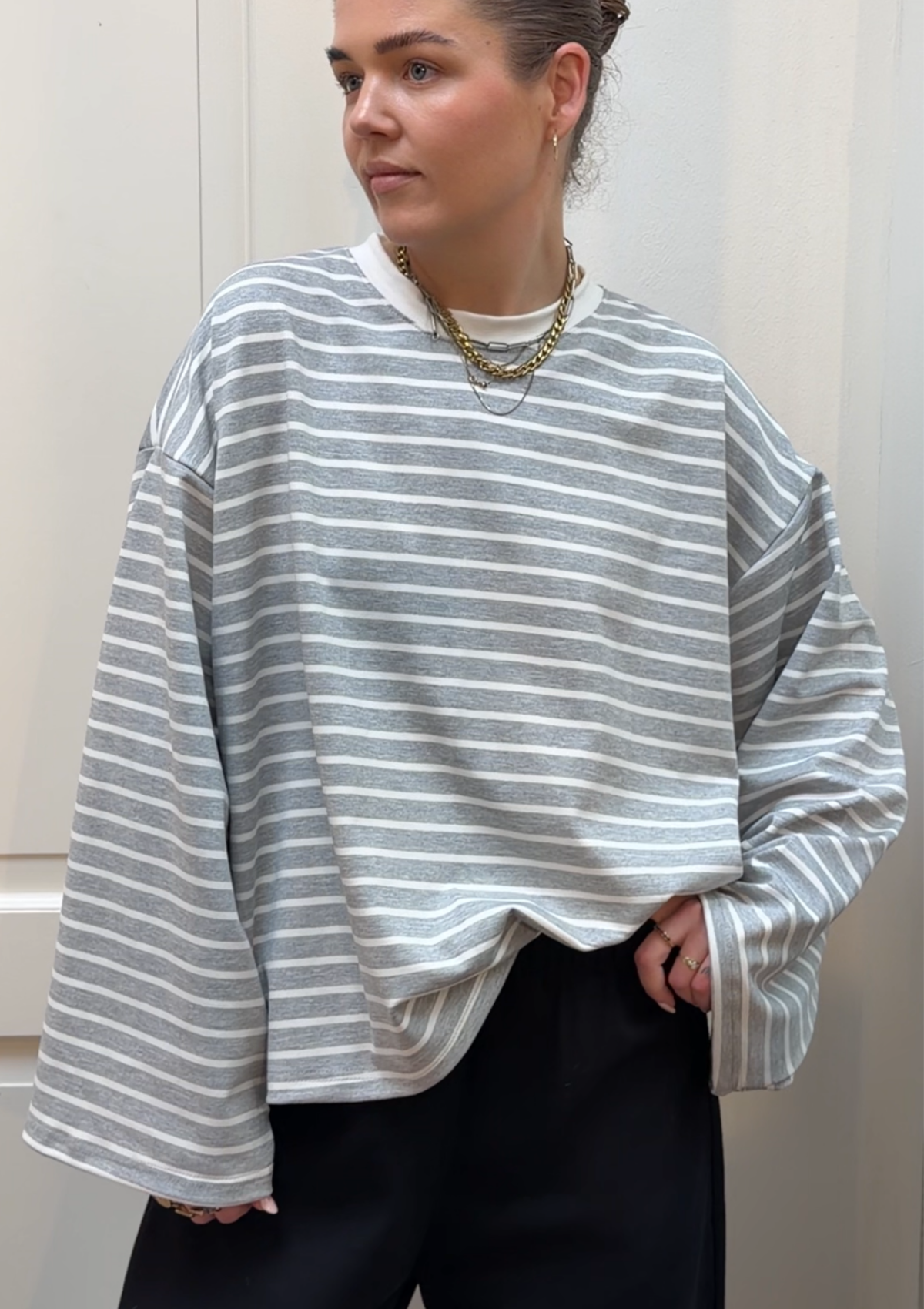 CONTRAST LONGSLEEVE TSHIRT WHITE GREY STRIPE