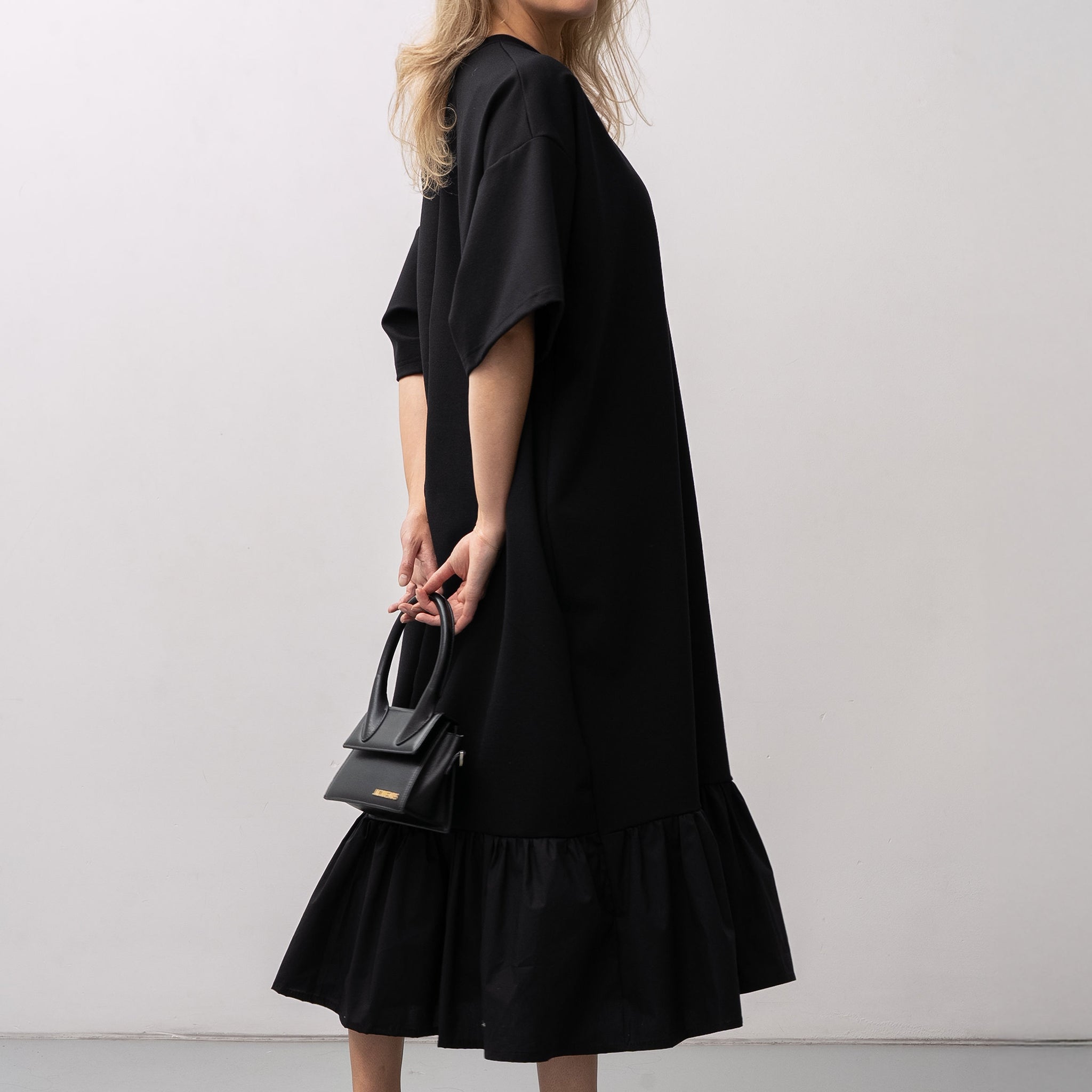 RUFFLE DRESS BLACK LONG