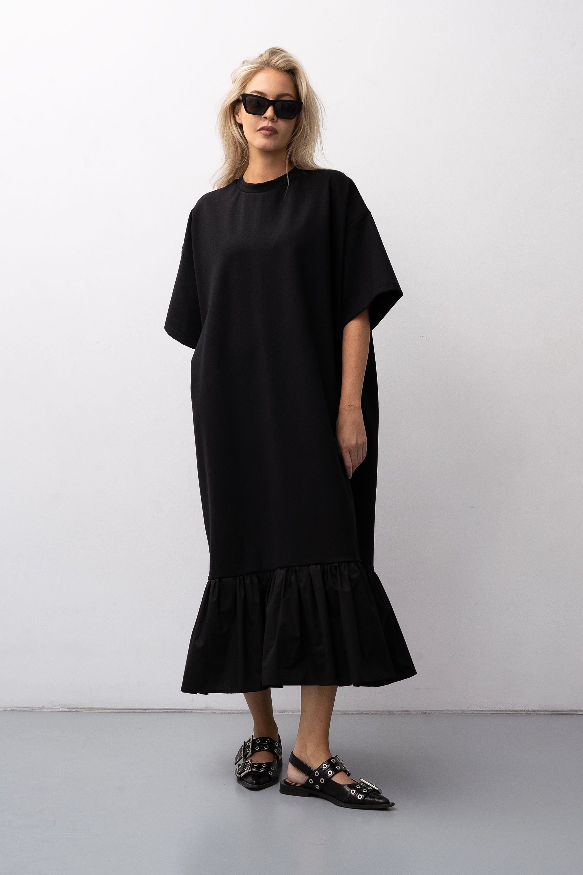 RUFFLE DRESS BLACK LONG