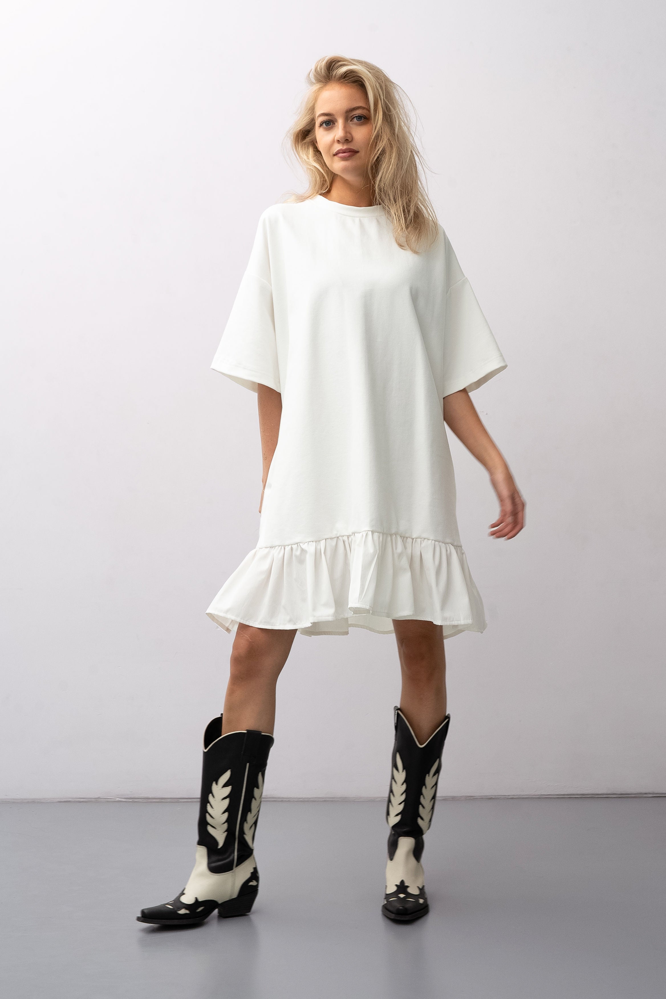 RUFFLE DRESS WHITE SHORT