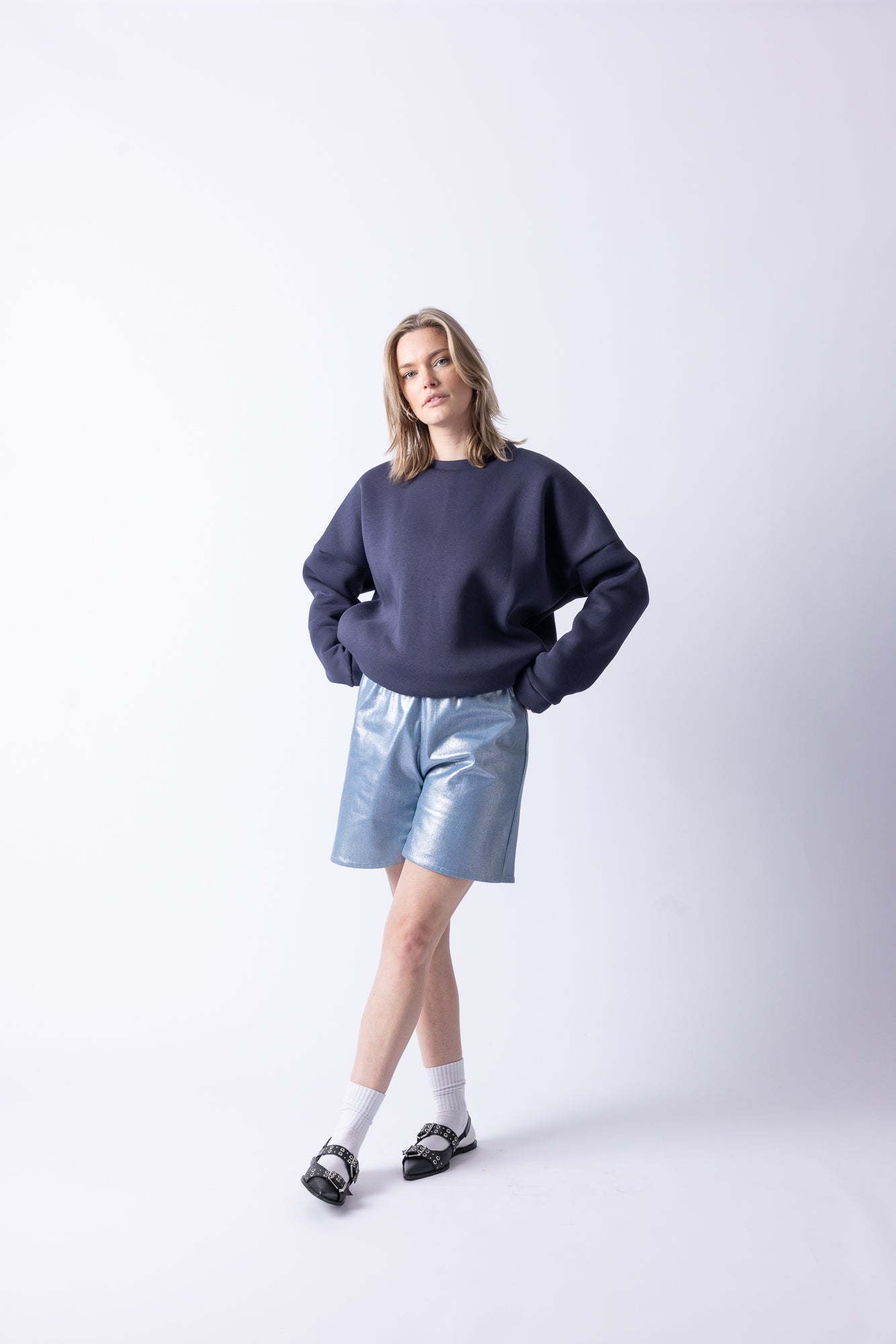 BASIC SWEATER BLUE
