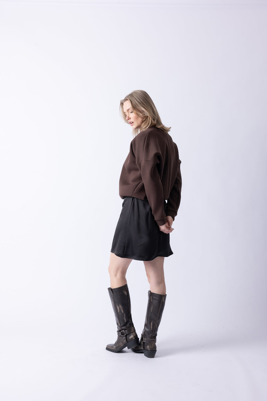 BASIC SWEATER BROWN