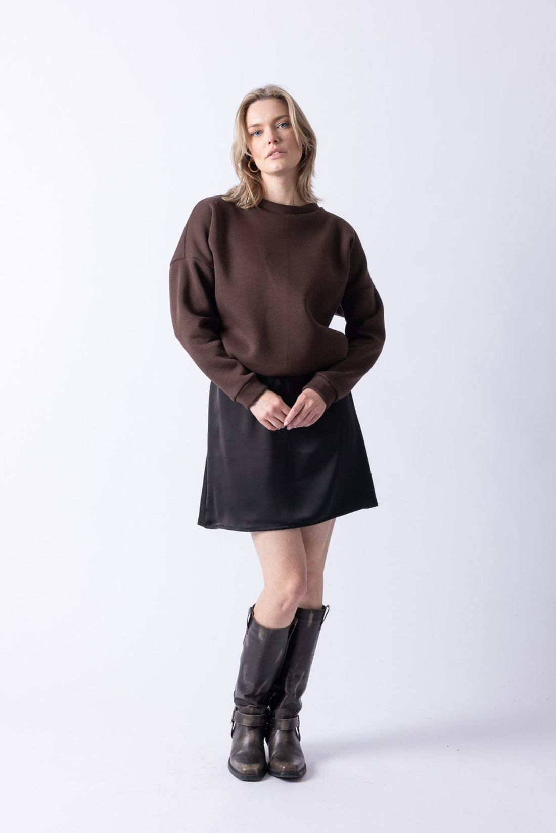 BASIC SWEATER BROWN