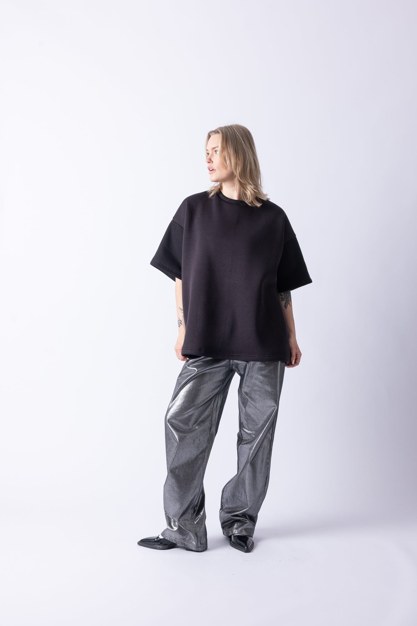 BIG T SWEAT SHIRT BLACK