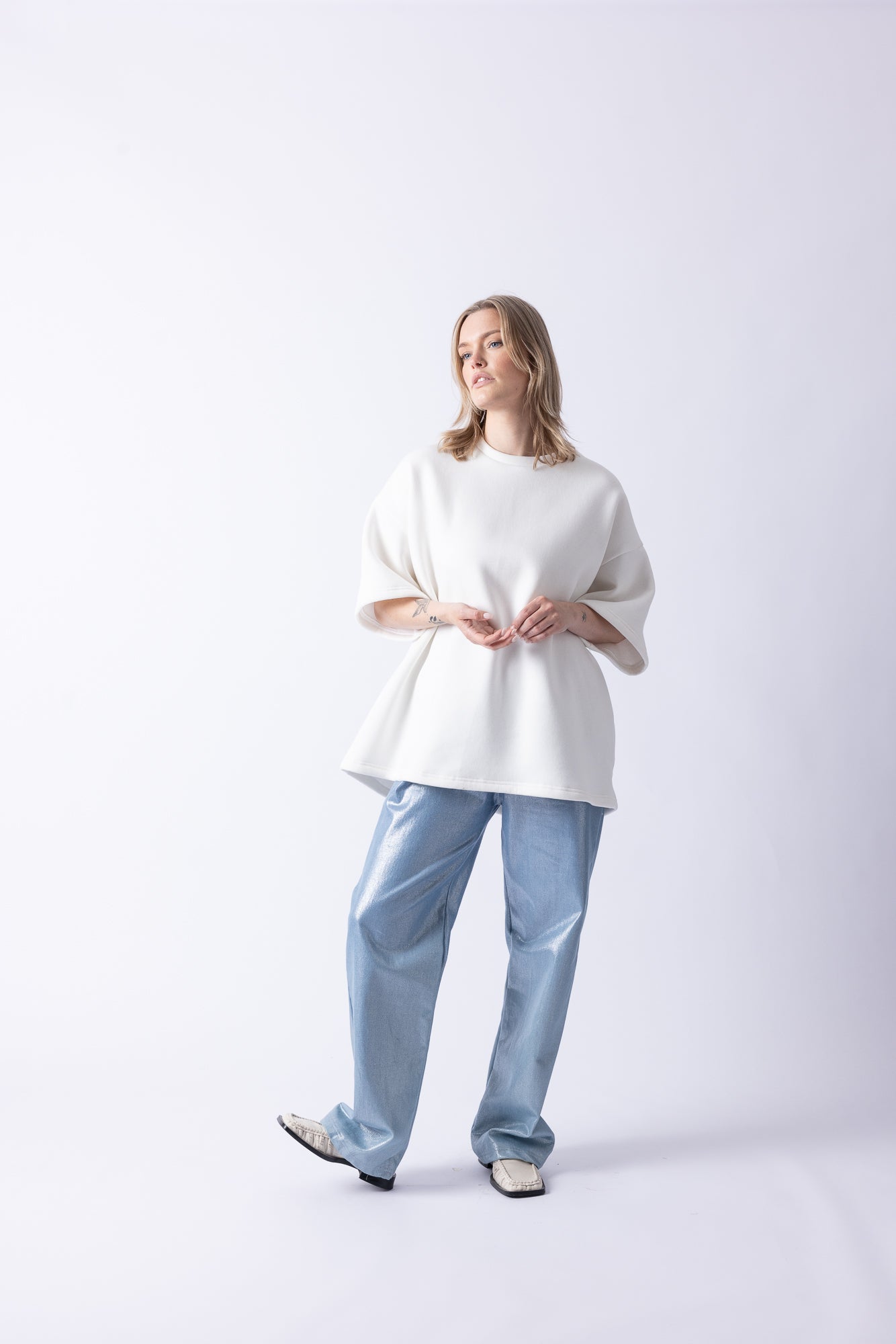 BIG T SWEAT SHIRT WHITE