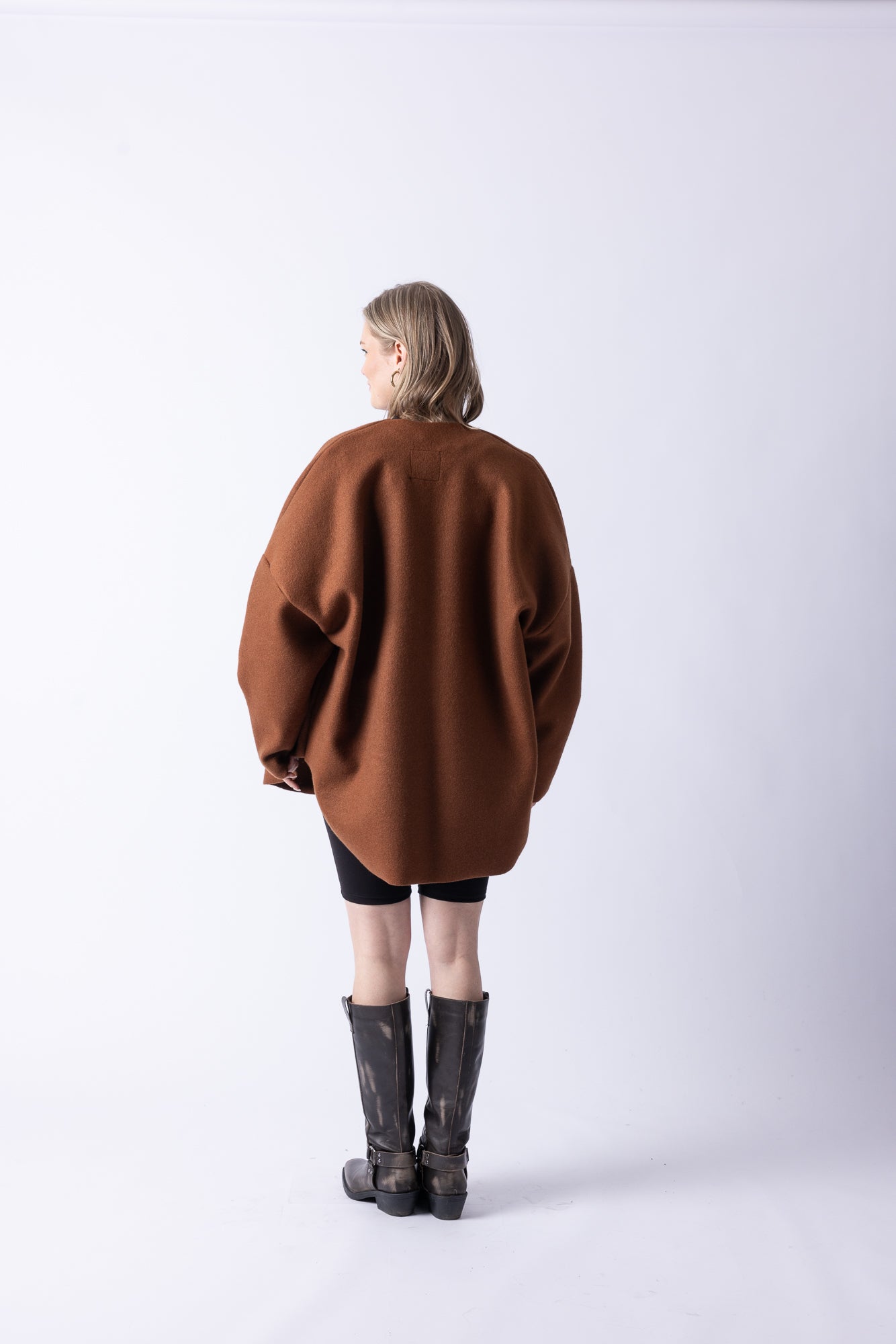 BOMBER VEST LONG BROWN