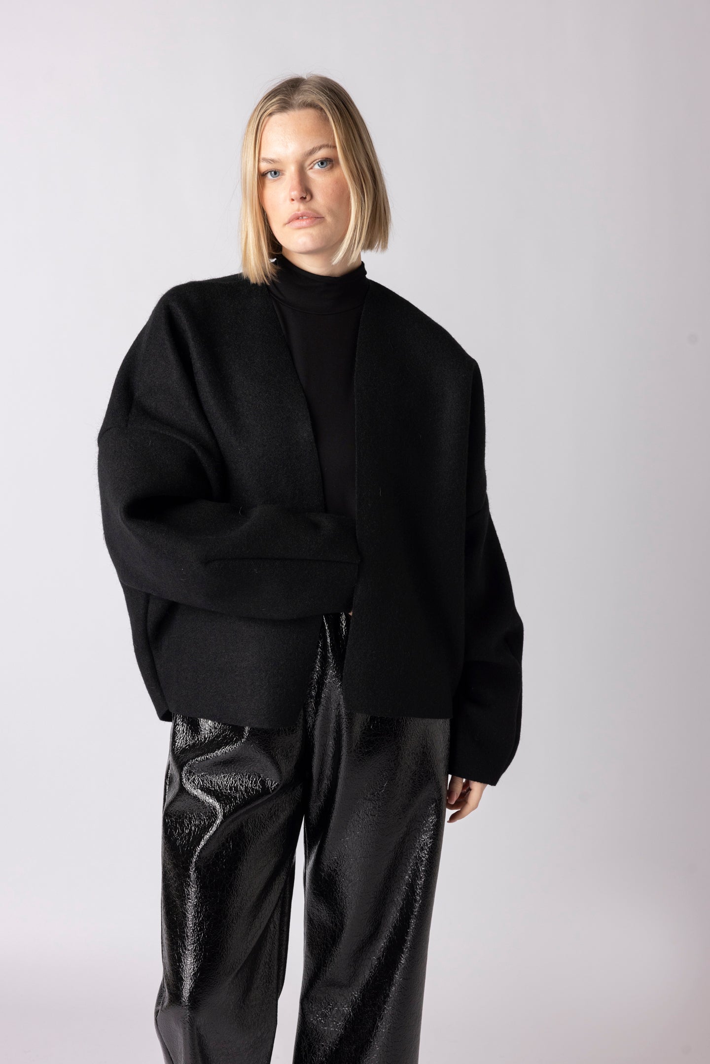 BOMBER VEST BLACK