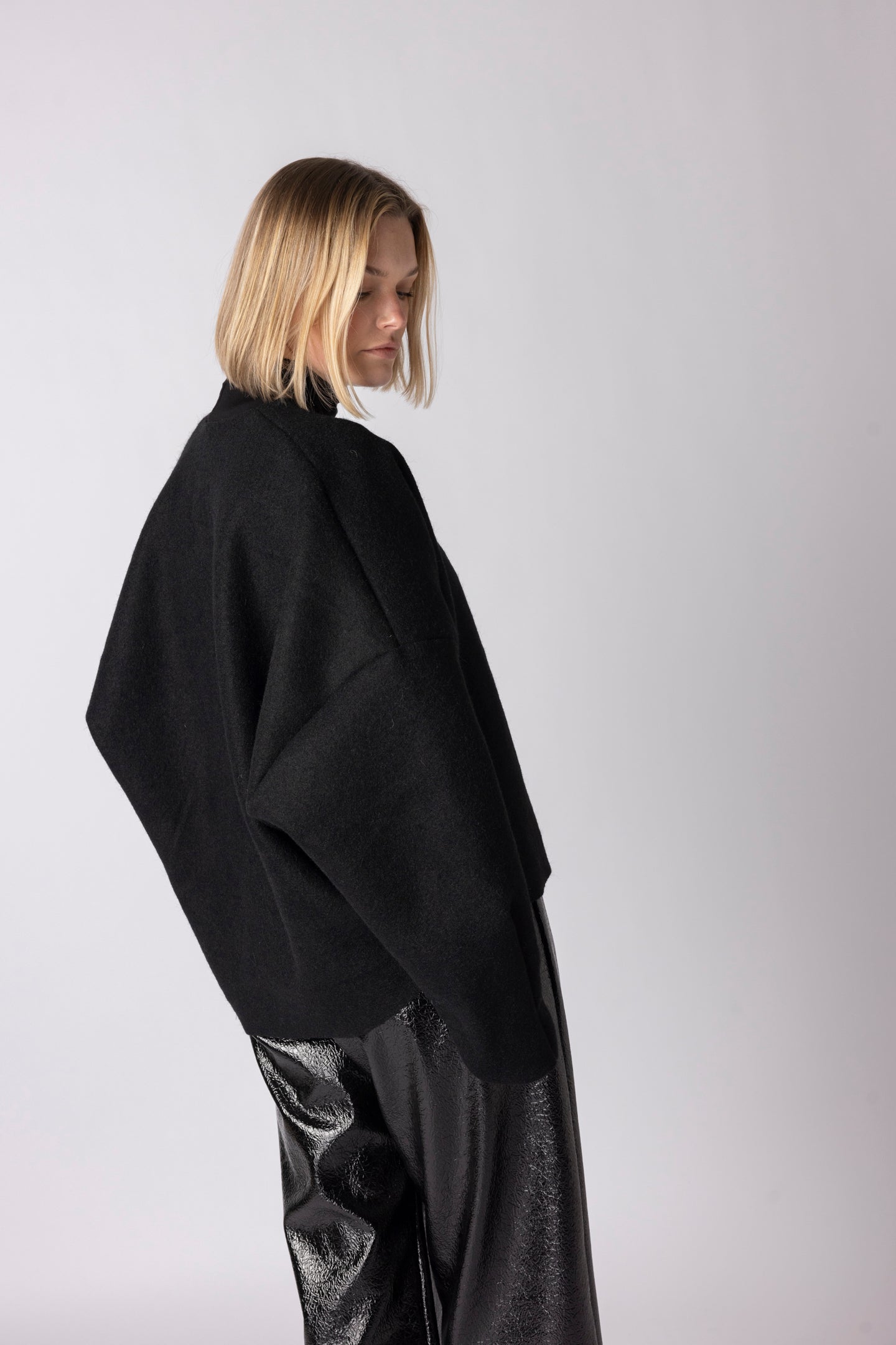 BOMBER VEST BLACK