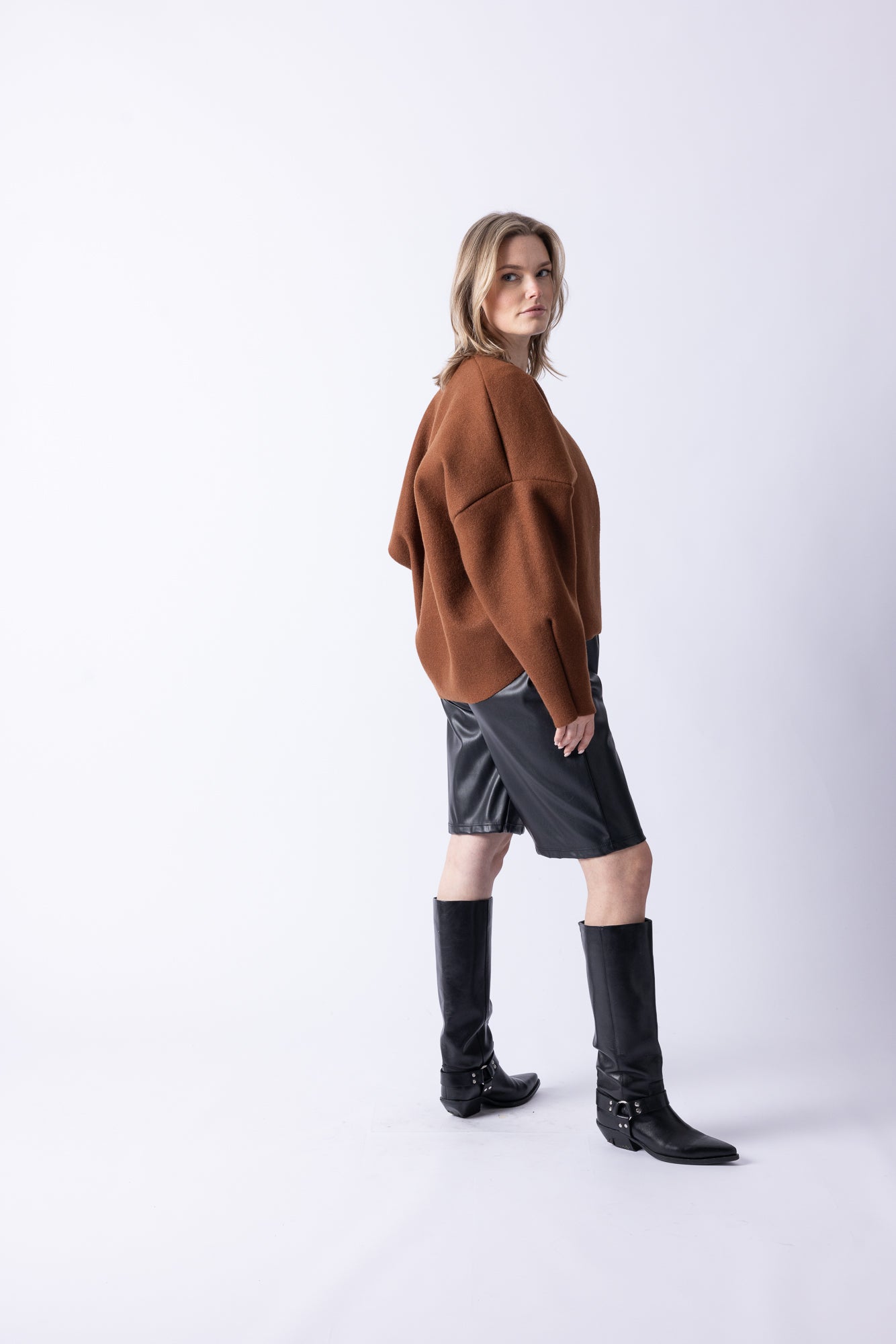 BOMBER VEST BROWN