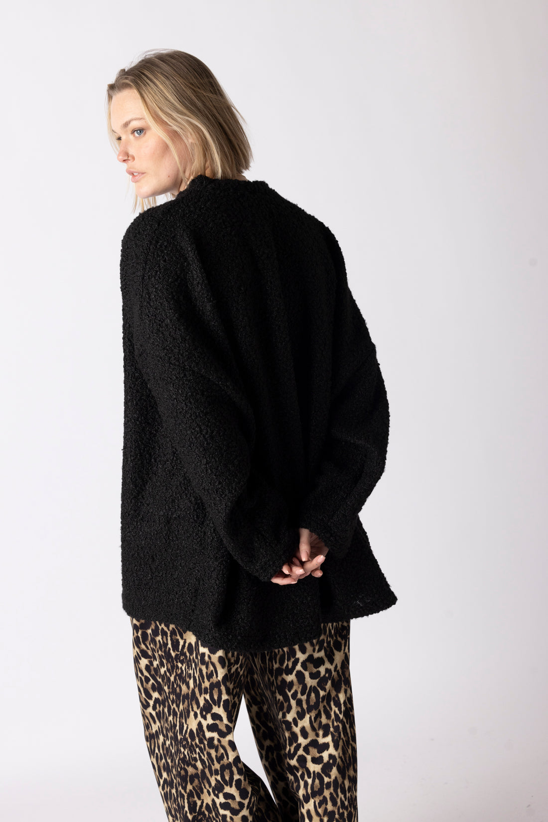 BOUCLE SWEATER BLACK