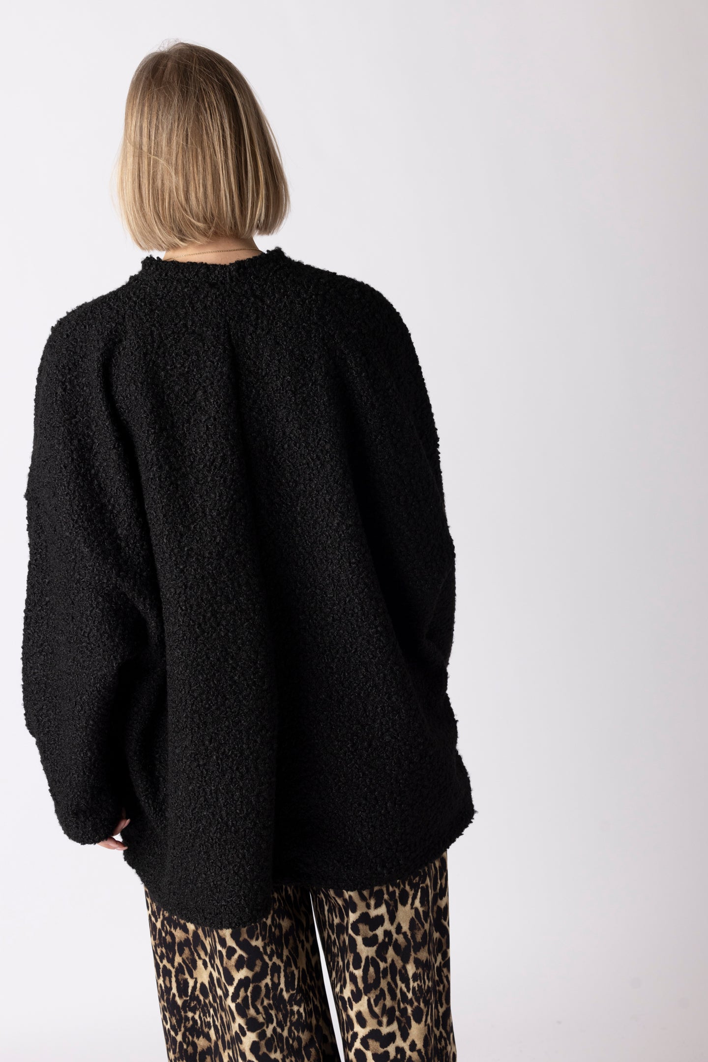 BOUCLE SWEATER BLACK