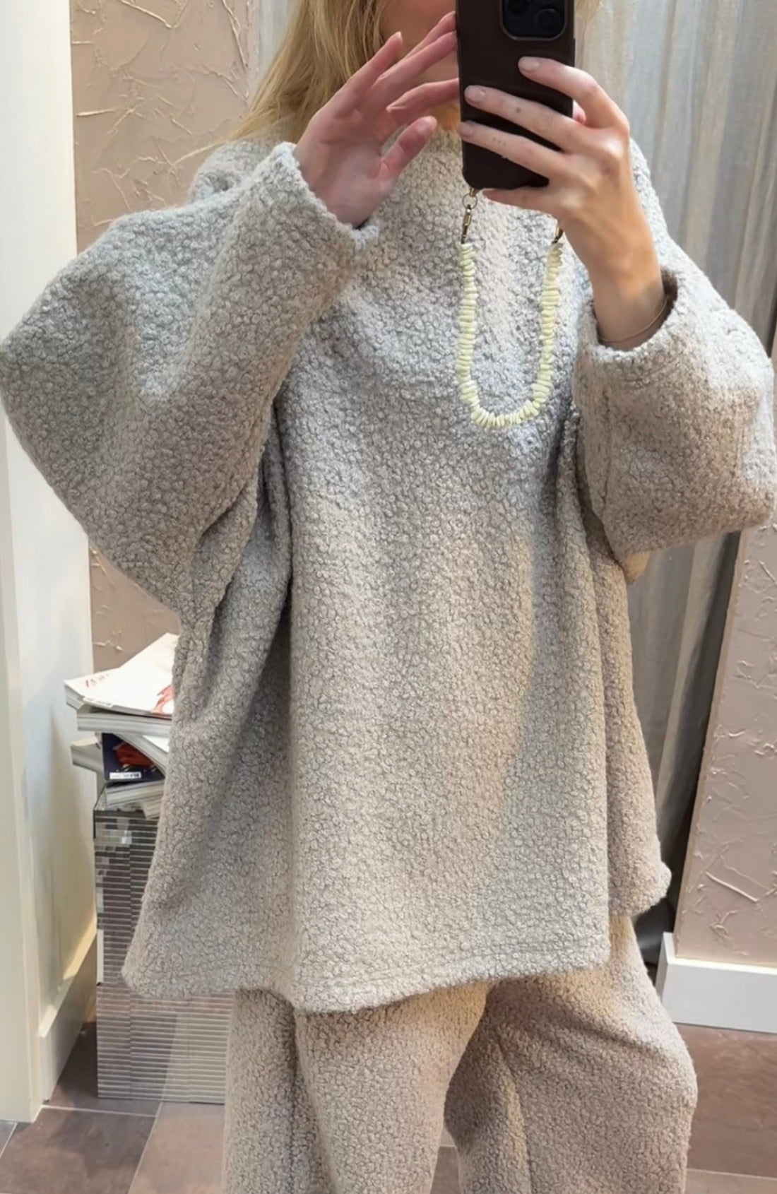 BOUCLE SWEATER