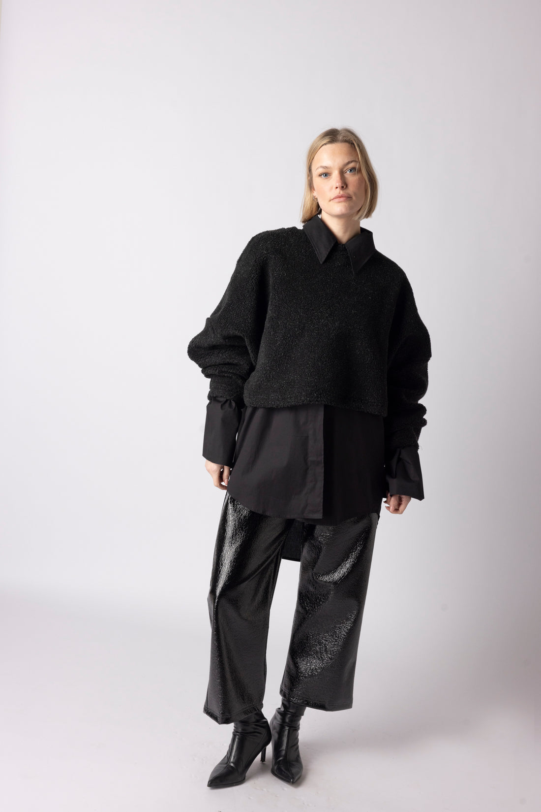 CROPPED TEDDY BLACK
