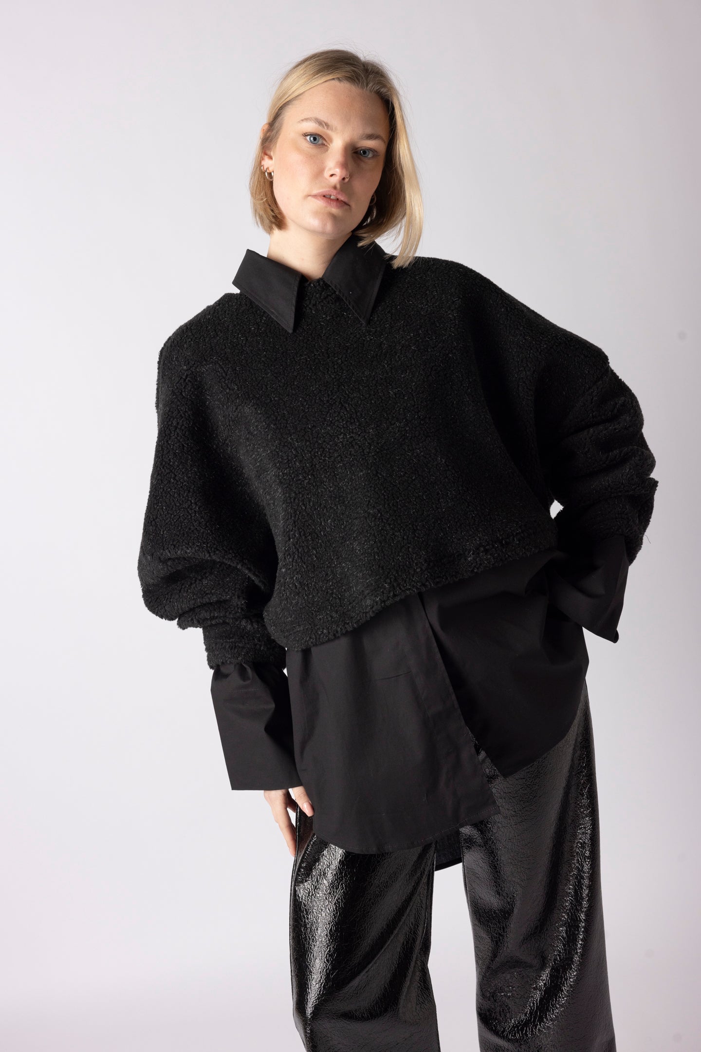 CROPPED TEDDY BLACK