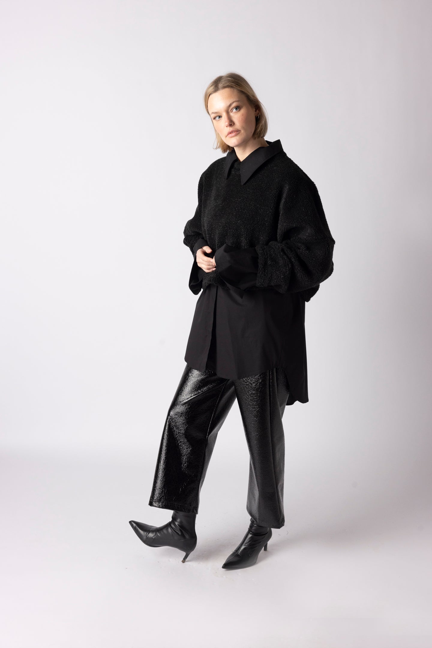 CROPPED TEDDY BLACK