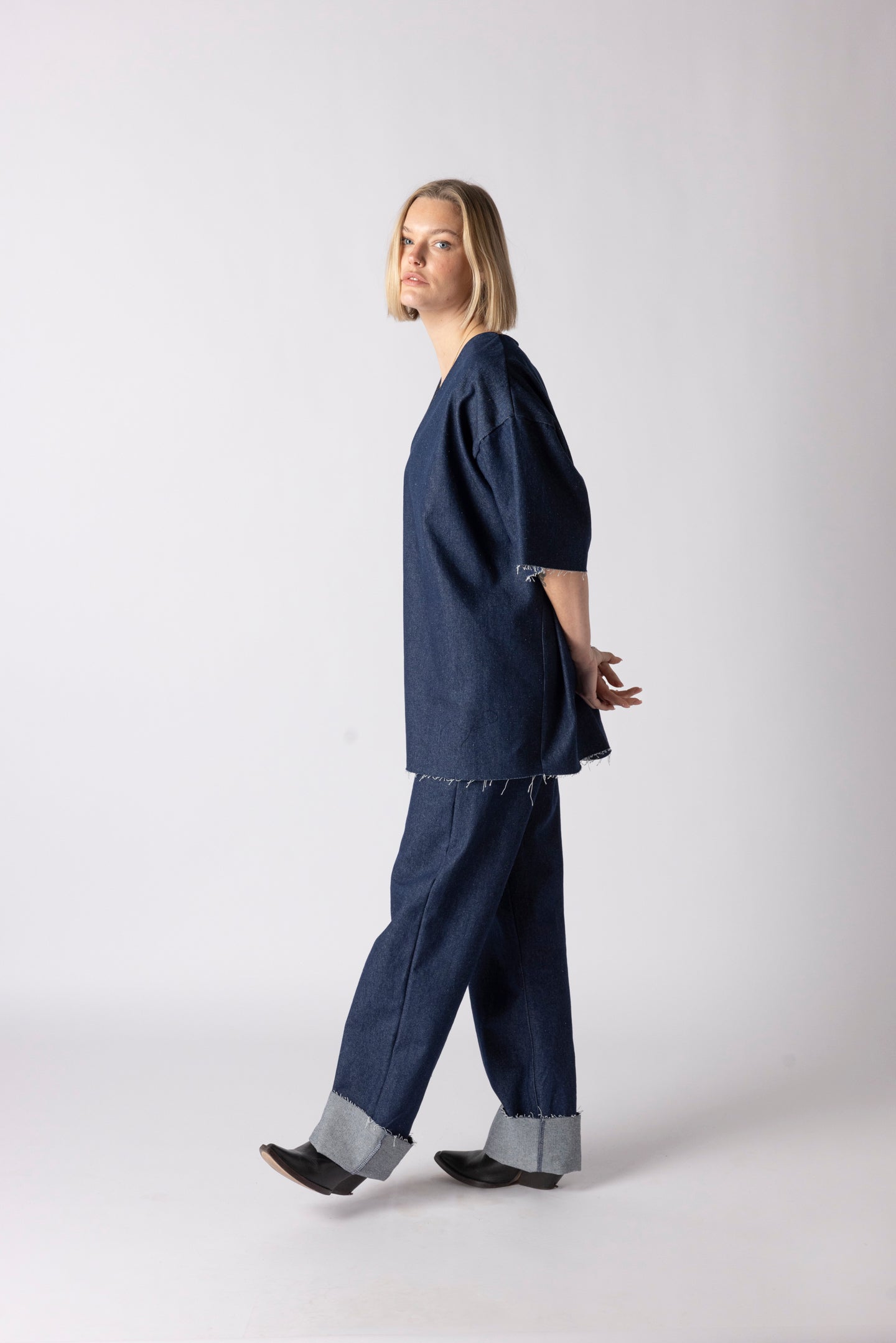 DENIM T DARK BLUE