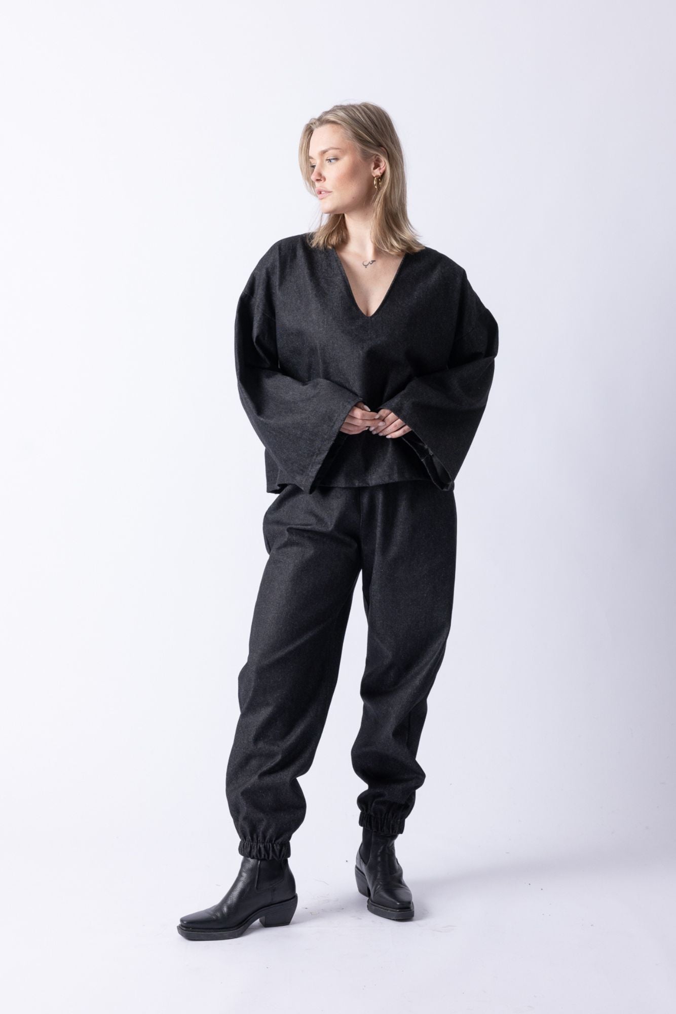 DENIM LONGSLEEVE GREY