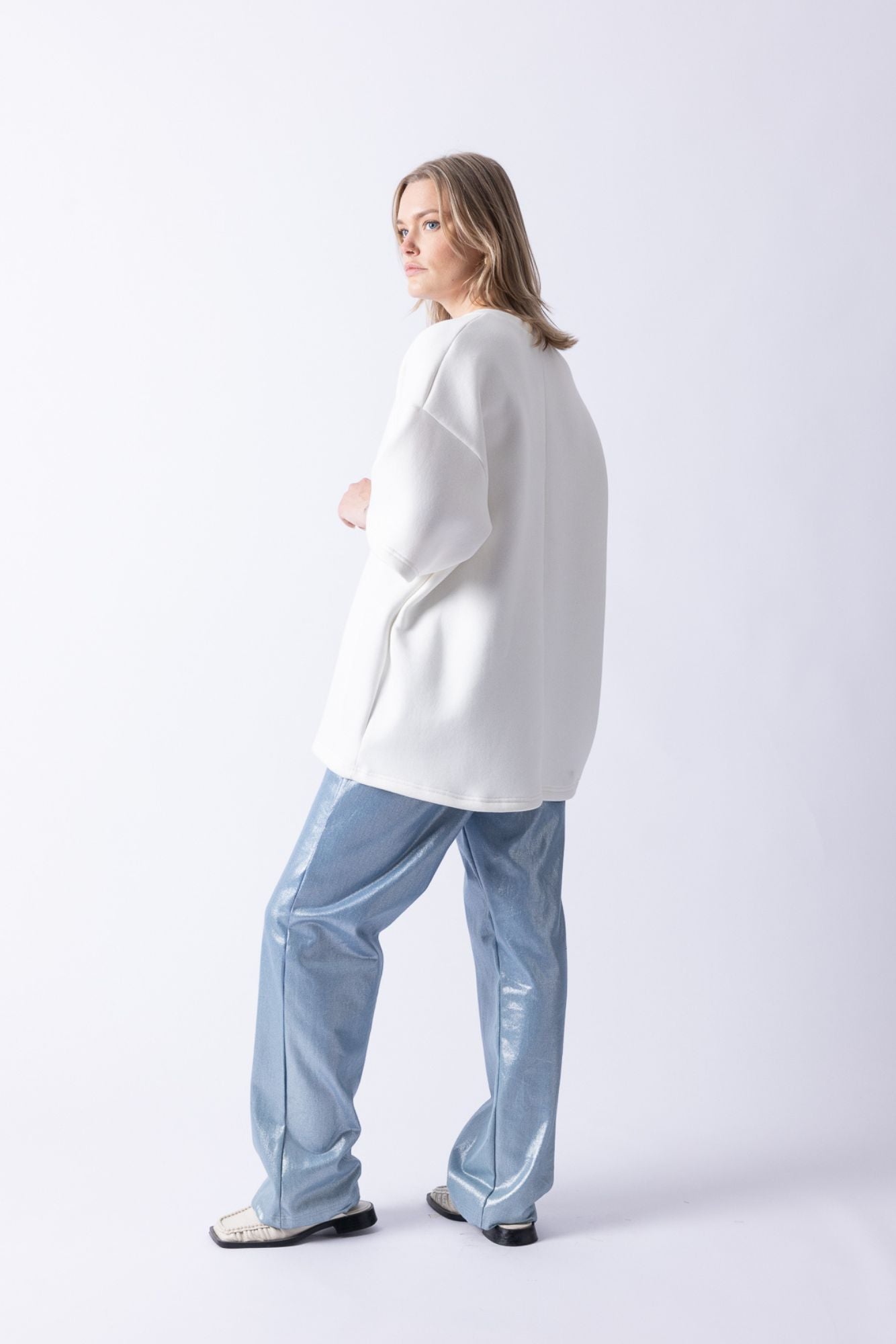 BIG T SWEAT SHIRT WHITE